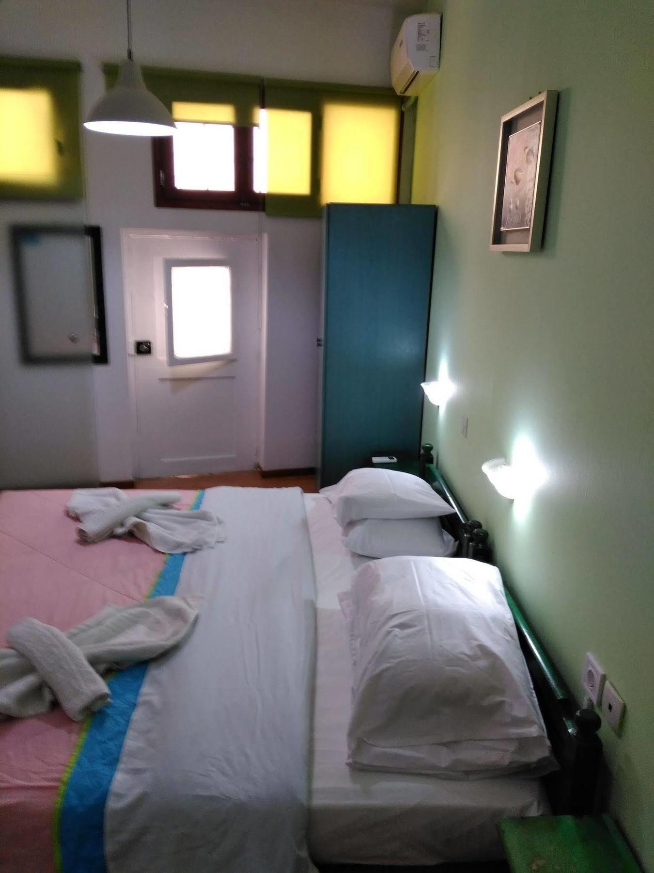 Smaragdi Apartment Chania  Bagian luar foto